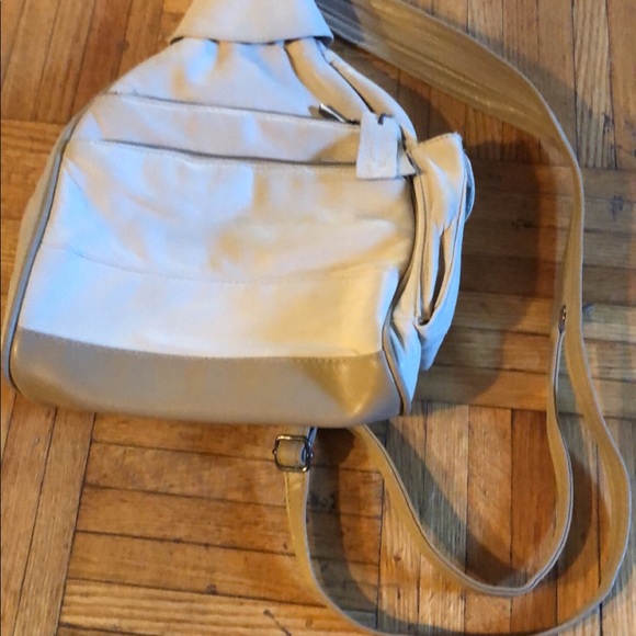 Genuine leather cream and tan mini backpack pay - Picture 4 of 7